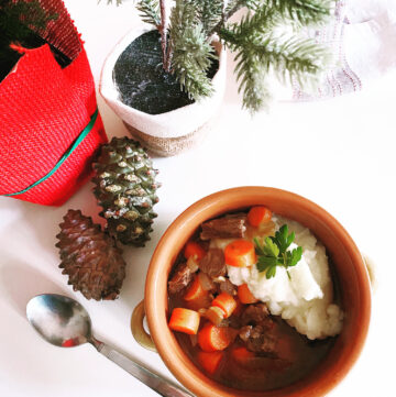 Beef Stew with Mashed Potatpes